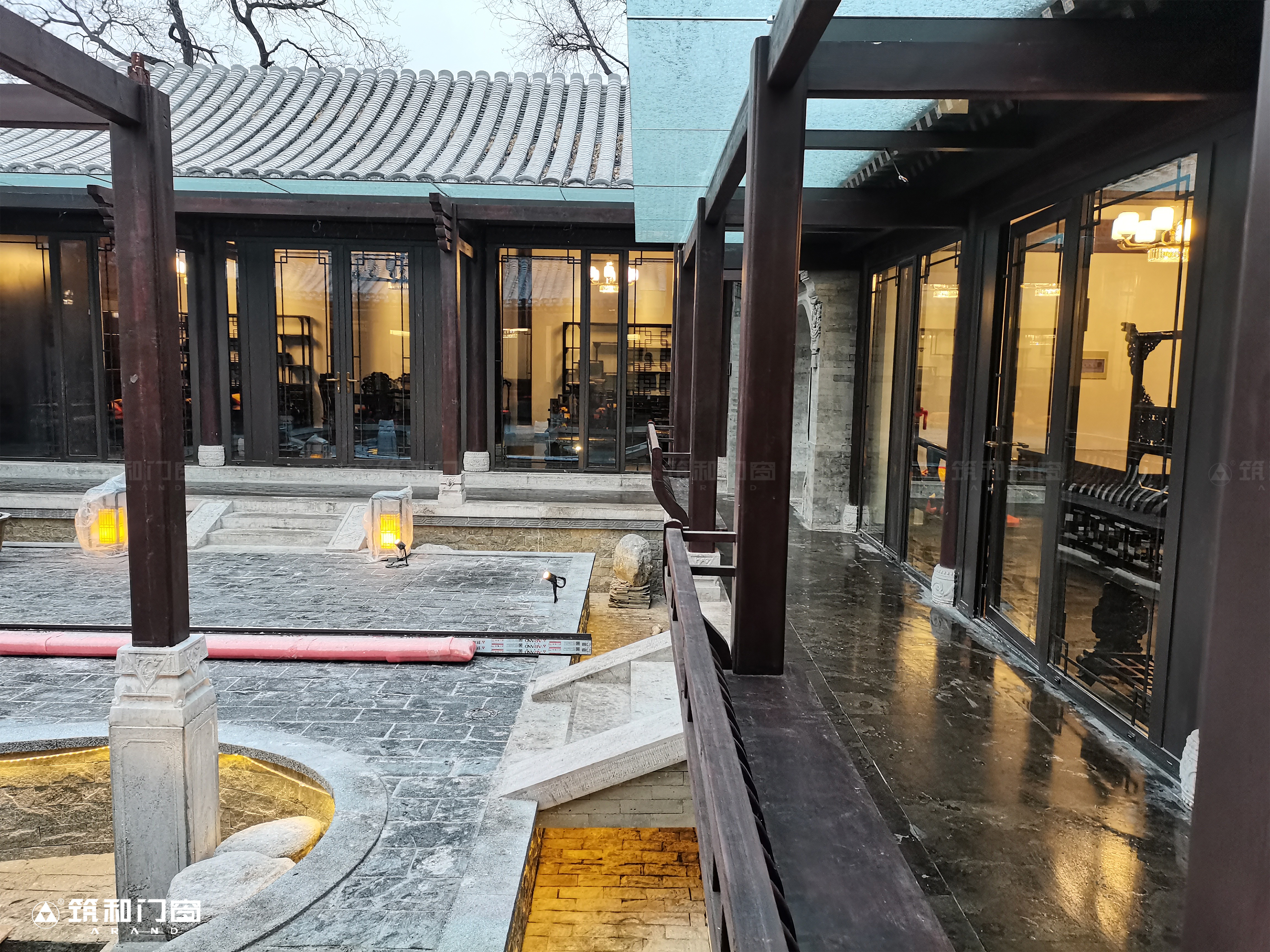 文章附图